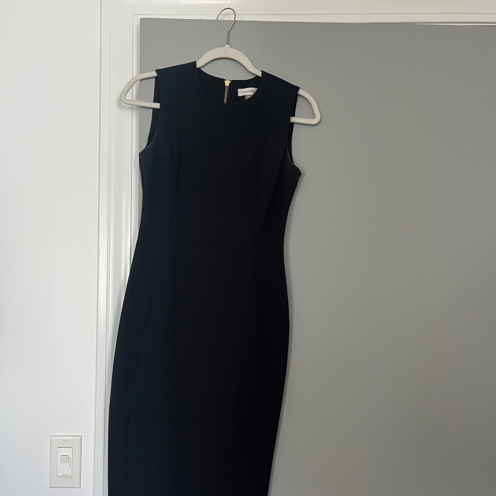 Calvin Klein Elegant Black Midi Dress